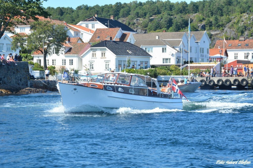 2024 - Motorbåtdefilering